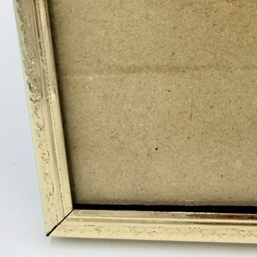 VTG‎ Gold Tone 5x7 Picture Frame Ornate Hollywood Regency Vanity Decor Coquette